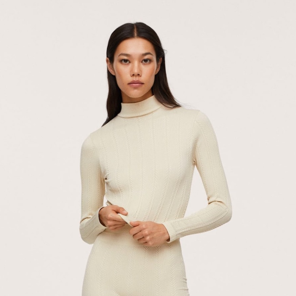MANGO Ribbed Long Sleeve Crop Top